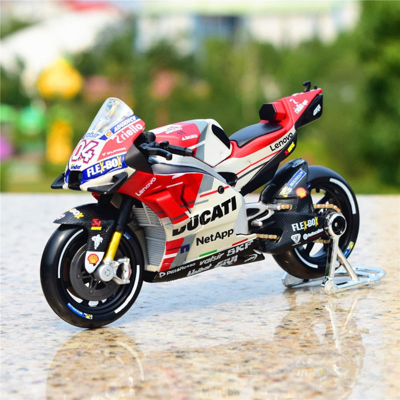 Maisto 1:18 2018 GP Racing Desmosedici RR Factory Racing Team 04