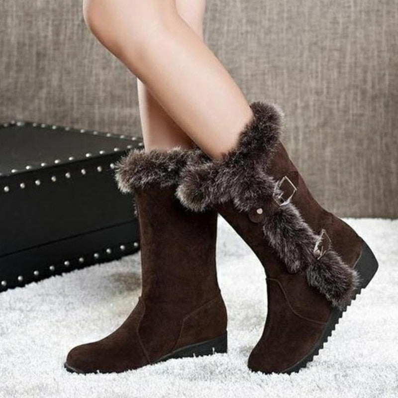 Neue Winter-Frauen-Stiefel-beiläufige warme Pelz-Mitte-Waden-Stiefelschuhe Frauen-Slip-On-Runde Zehenkeil-Schneestiefel-Schuhe Muje plus Größe 42