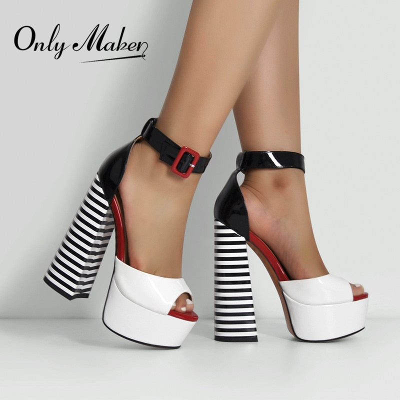 Onlymaker, sandalias para mujer, plataforma, punta abierta, tacones cuadrados gruesos, sandalias con correa en el tobillo, rayas blancas y negras, zapatos de moda para fiestas