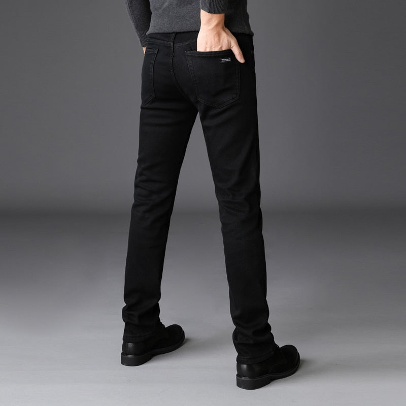 Stretch-Jeans für Herren, klassischer Stil, Business-Mode, reines Schwarz, Slim-Fit-Denim-Hosen, männliche Marke, Freizeithose