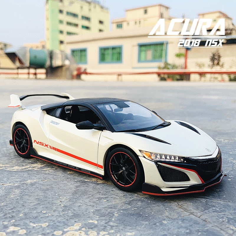 Maisto 1:24 New hot sale  Honda ACURA 2018 NSX simulation alloy car model crafts decoration collection toy tools gift