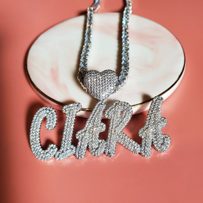 Collar con nombre personalizado 2021 con aro de corazón, colgante de palabras con letras de Zirconia personalizadas, regalo único para ella