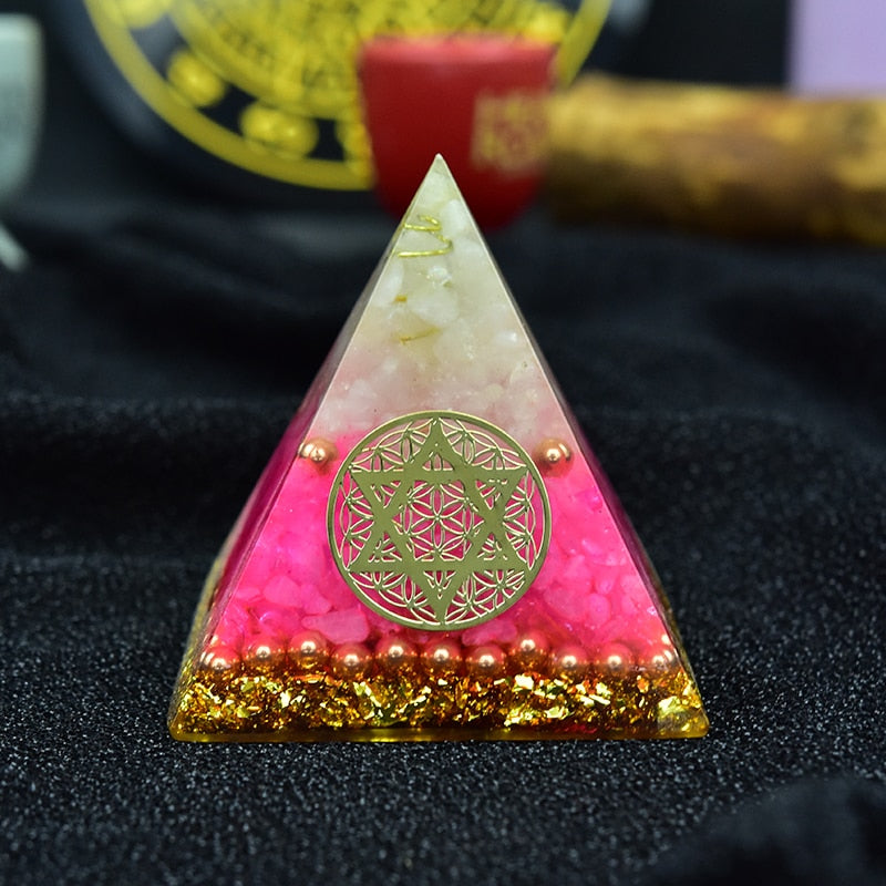 La pirámide de energía de orgonita AURA REIKI ayuda al amor a traer buena suerte para cambiar el campo magnético resina decorativa artesanía regalo de joyería