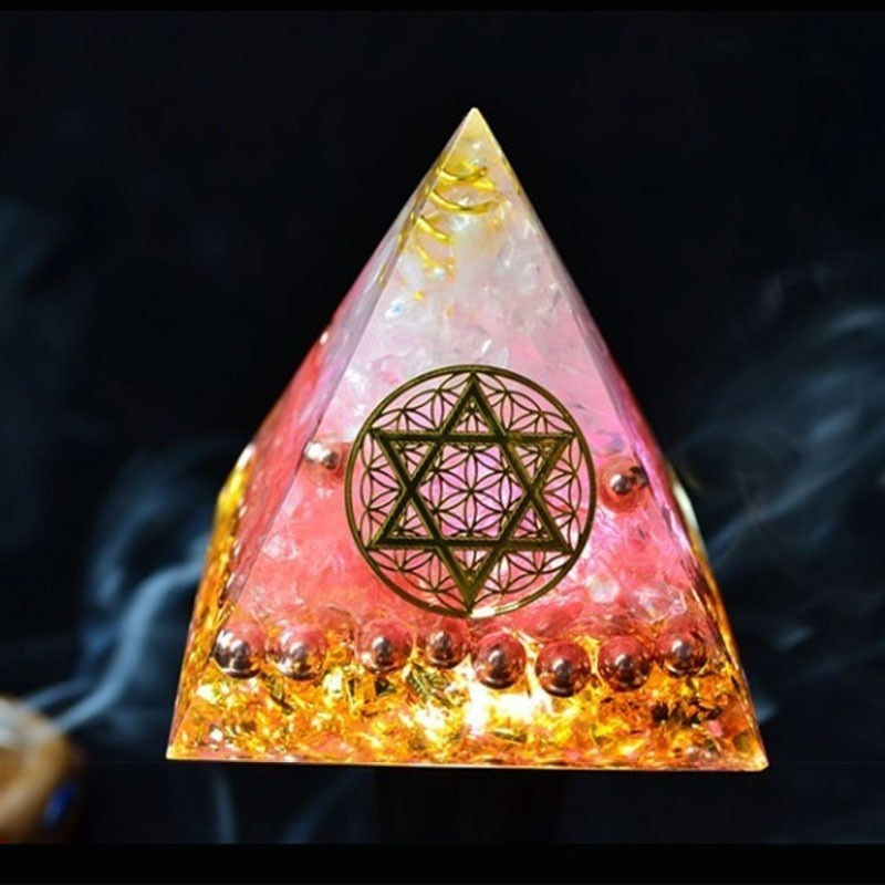 AURA REIKI Orgonite Energy Pyramid Helps Love Bring Good Luck To Change Magnetic Field Resin Decorative Craft Jewelry Gift