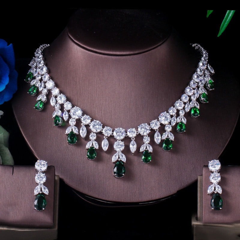 ThreeGraces, conjunto de collar y pendientes de piedra CZ verde de lujo, conjunto de joyería para vestido de novia de boda de gota larga brillante para mujer JS256