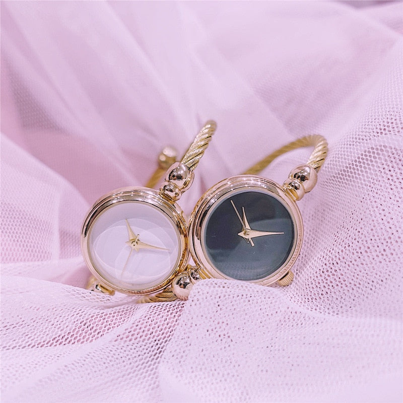 Relojes creativos minimalistas sin escala para mujer, reloj de pulsera salvaje de arte de moda de lujo para mujer, relojes de pulsera de cuarzo para mujer, regalos