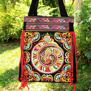Price-promotion Shopping bag!New national Fashion embroidered bags handmade flower embroidery ethnic cloth shoulder bag handbags