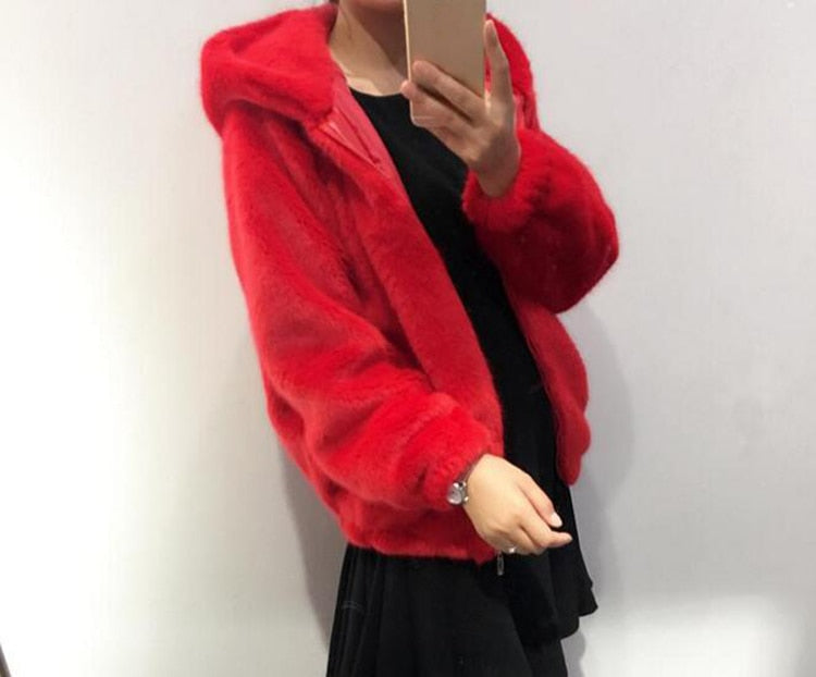 Abrigo de piel de imitación de conejo para invierno, abrigo de piel sintética de visón para mujer, chaqueta de piel artificial con capucha suave de talla grande 2021 para mujer, rojo, 4XL, 5xl