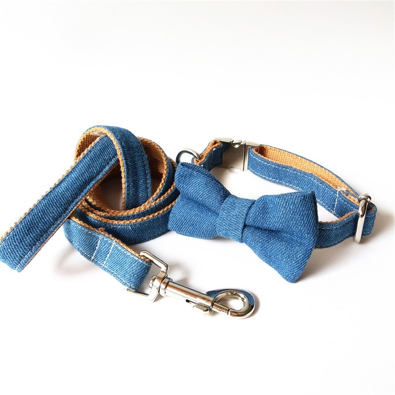 Hundehalsband mit Jeans-Fliege, Halsband, Leine und personalisiertes graviertes Hundehalsband mit Metallschnalle