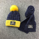 Winterweiches Fleece-Strickmütze-Schal-Set für Kinder, verdickter Beanie-Schal mit PU-Patches