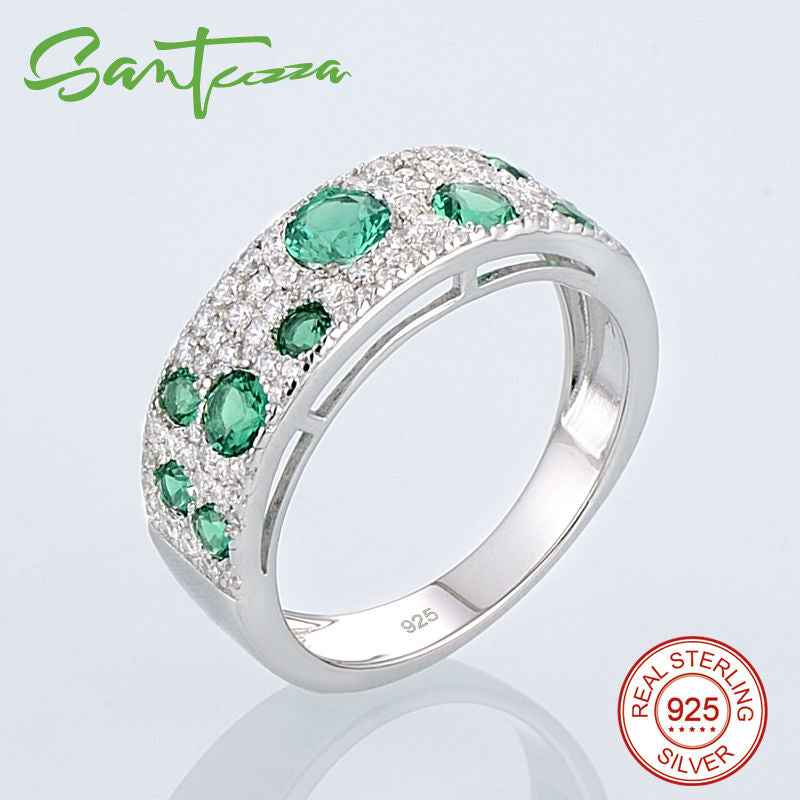 SANTUZZA Schmuckset für Damen, authentisches 100 % 925er Sterlingsilber, schimmernde Wish Green CZ-Ohrringe, Ring-Set, Modeschmuck