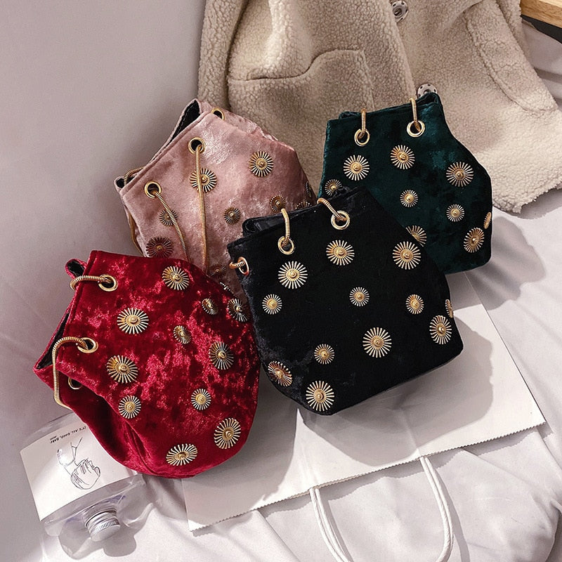 Bolsos de lujo Bolsos de mujer Cadena de diseñador Pequeños bolsos de cubo cruzados para mujeres Bolsos de hombro Bolso de mensajero de terciopelo envío gratis