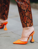 Popular europeo y americano, novedad de verano 2020, deslumbrante rosa con lentejuelas de cristal, tacones de aguja, zapatillas de tacón alto para mujer