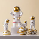 Nordic Modern Astronaut Miniature Figurines Resin Craft Home Fairy Garden Desk Decoration Furnishing Articles Room Accessories