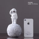 Nordic Modern Astronaut Miniature Figurines Resin Craft Home Fairy Garden Desk Decoration Furnishing Articles Room Accessories