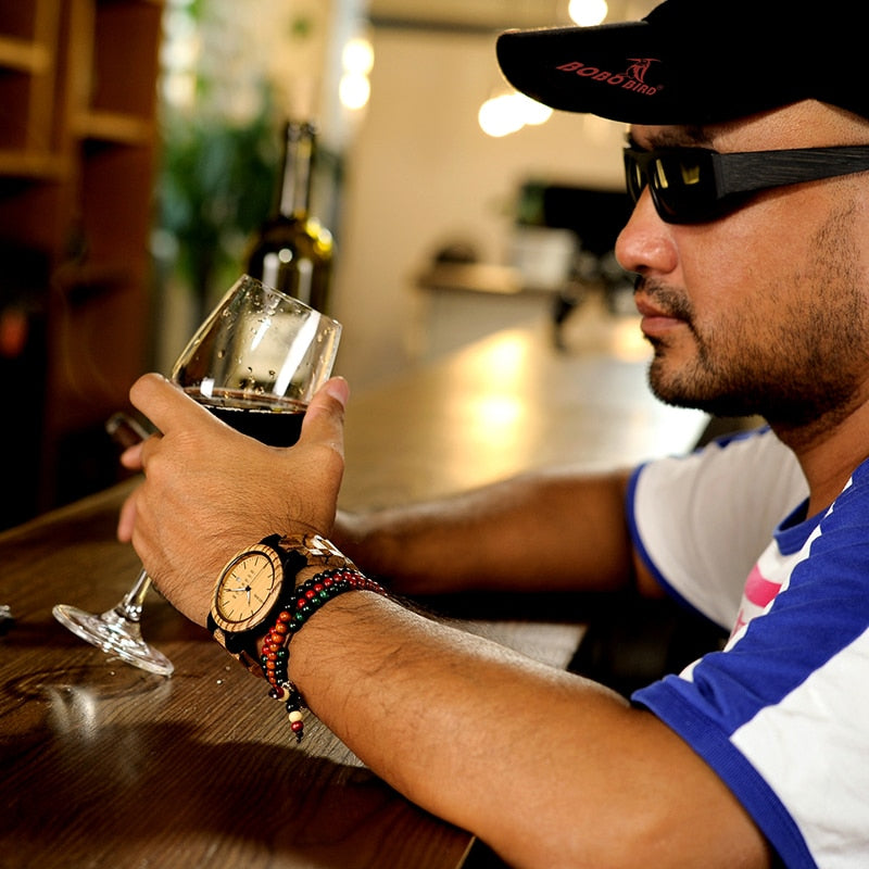 BOBO BIRD Hombres Relojes de pulsera Movimiento de cuarzo Calendario completo Reloj de madera Semana Pantalla relogio masculino en caja de regalo