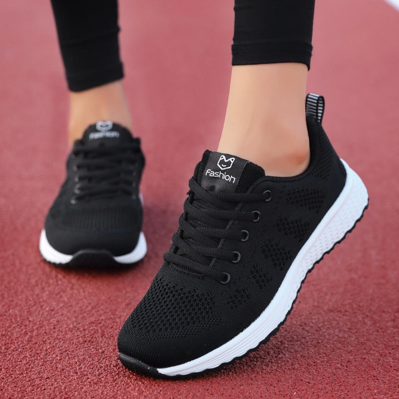 ZHENZU Feminino Fashion Lace-Up Black Sport Shoes For Women Sneakers Light Flat Tennis Woman Running Shoes Outdoor Gym
