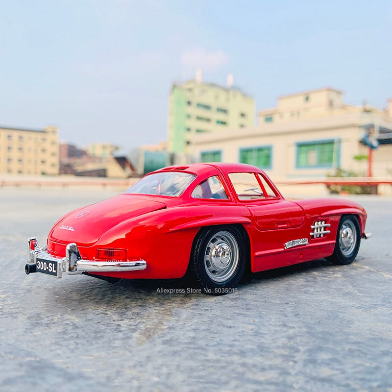 Bburago 1:24 1954 Mercedes 300 SL simulation alloy car model crafts decoration collection toy tools gift