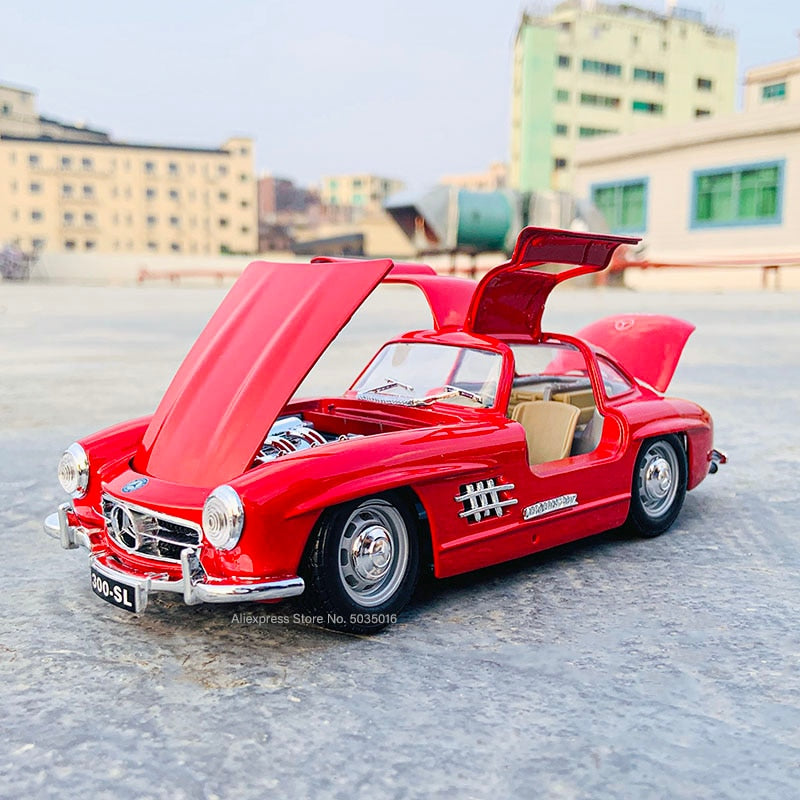 Bburago 1:24 1954 Mercedes 300 SL simulation alloy car model crafts decoration collection toy tools gift