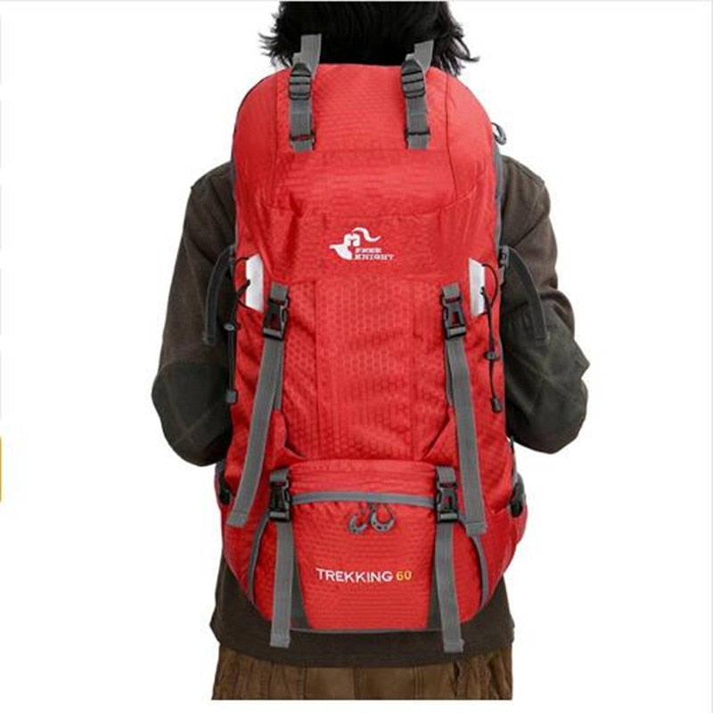 Free Knight 60L Camping Senderismo Mochilas Bolsa al aire libre Mochilas turísticas Bolsa de deporte de nylon para escalar Viajar con cubierta de lluvia