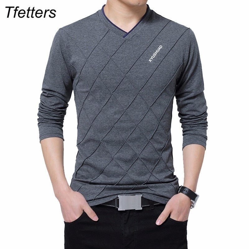 Camiseta TFETTERS de moda para hombre, camiseta personalizada ajustada, diseño de pliegues, camiseta de Fitness larga con estilo de lujo con cuello en V, camiseta para hombre