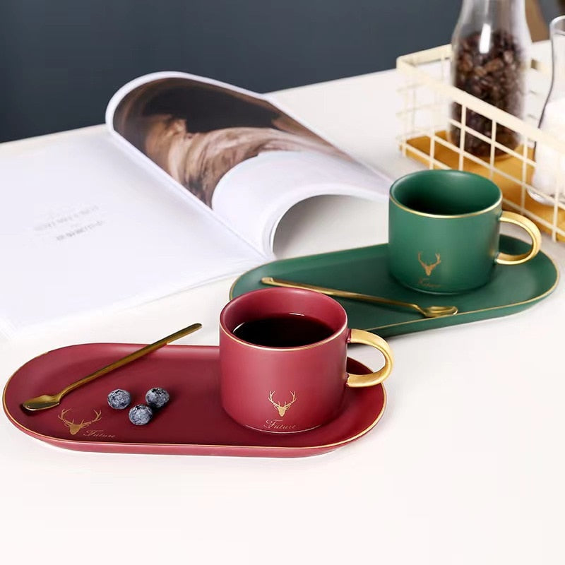 European Luxurious Gold Rim Ceramics Coffee Cups And Saucers Spoon Sets With Gift Box Tea Soy Milk Breakfast Mugs Dessert Plate