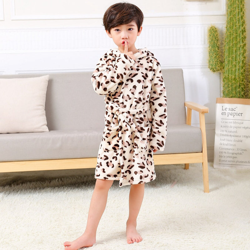 Kids Robes Winter Warm Robe For Boys Girls Child Bathrobe Fleece Bath Robe Children 2 to 8 Years Sleep Wear