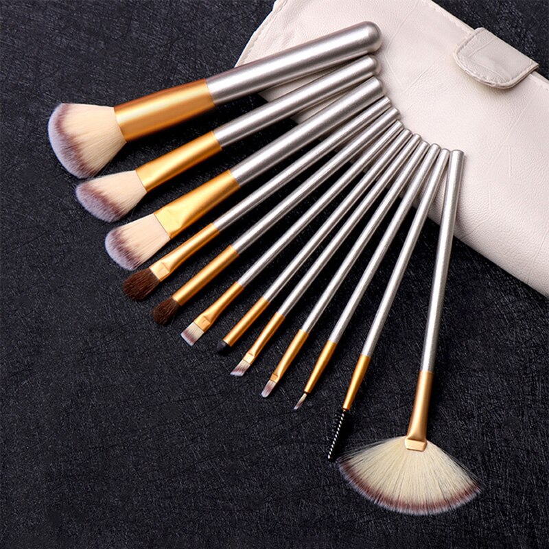 Kaizm 24-teiliges Make-up-Pinsel-Set, Beauty-Tools, Kosmetik, Blending, Lidschatten, Lippenpuder, Foundation, Make-up-Pinsel-Tool-Kit mit Taschen