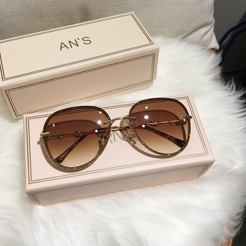 2023 New Diamond Sunglasses Female Brand Design Imitation Rhinestones Gradient Lens UV400 Pilot Sun Glasses Women Shades S316