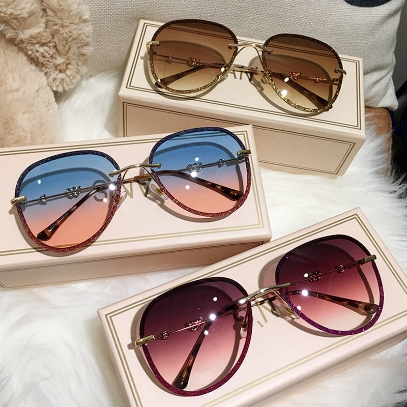 2023 New Diamond Sunglasses Female Brand Design Imitation Rhinestones Gradient Lens UV400 Pilot Sun Glasses Women Shades S316