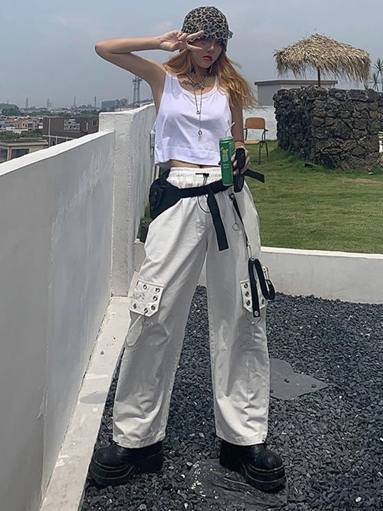QWEEK gótico Harajuku negro Cargo pantalones mujer cadena pierna ancha Goth Hippie Streetwear pantalones blancos sueltos mujer holgado moda