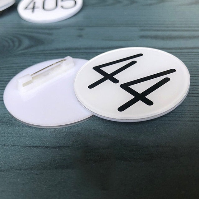 Anime Hunter x Hunter Hisoka Testing Pin Badge Cosplay Kurapika Killua Zoldyck GON·FREECSS Number Brooch Pins Accessories Props