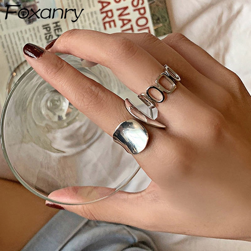 Foxanry Minimalistische 925 Sterling Silber Breite Ringe für Frauen Neue Mode Kreative Hohle Geometrische Handgemachte Party Schmuck Geschenke