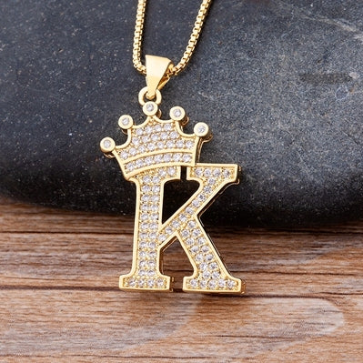 Neue Luxus Kupfer Zirkon AZ Krone Alphabet Anhänger Kette Halskette Punk Hip-Hop Stil Mode Frau Mann Anfangsname Schmuck