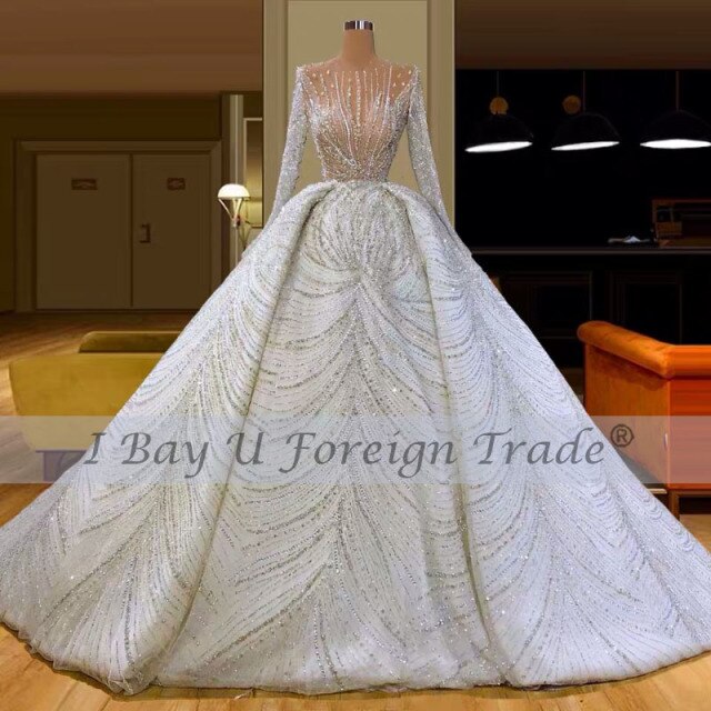 Atemberaubendes vollwulstiges Brautkleid Mariage Robe de Mariee 2020 mit langen Ärmeln Schweres Perlen-Hochzeitskleid Luxus-Brautkleider