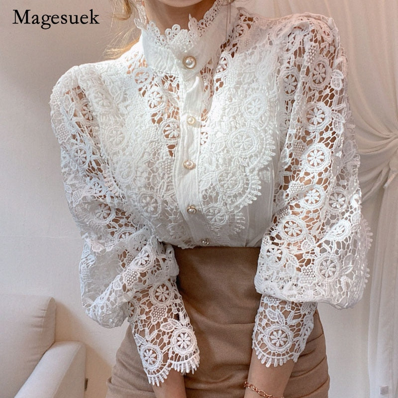 Blütenblatt Ärmel Stehkragen aushöhlen Blume Spitze Patchwork Shirt Femme Blusas All-Match Damen Bluse Chic Button White Top 12419