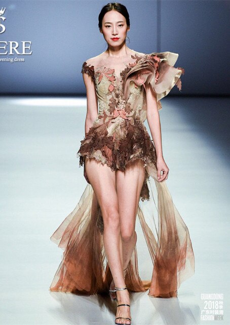 Neuester Modedesigner Runway Dress Damen Min Rock Tüll Tail Asymmetrisches Kleid mit Blättern