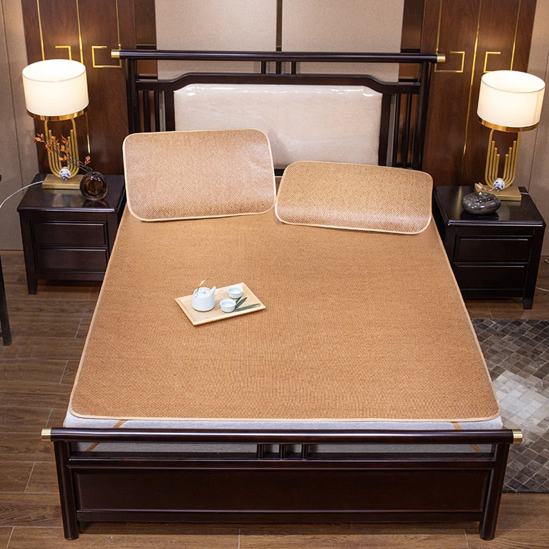 Glatte Rattan-Bettmatte, atmungsaktive Schlafmatte mit elastischen Bändern, Kissenbezug, rutschfestes Sommerkühlbett-Schutzpolster