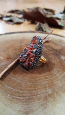 Brazalete de mujer chapado en oro de 22 quilates con piedra de vanadinita y piedra natural Dr Stone WHSR31