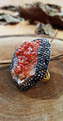 Brazalete de mujer chapado en oro de 22 quilates con piedra de vanadinita y piedra natural Dr Stone WHSR5