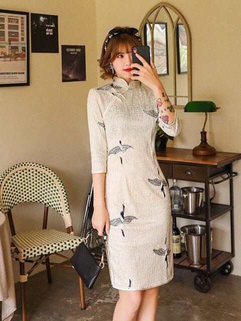 New Summer Autumn Chinese National Cheongsam Lace Vintage Dresses for Women Crane Print Dress Half Sleeve Sexy Red Qipao