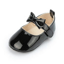 Neugeborene Babyschuhe Baby Jungen Mädchen Schuhe Mädchen Klassische Bowknot Gummisohle Anti-Rutsch PU Kleid Schuhe Erste Wanderer Kleinkind Krippe Schuhe