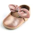 Neugeborene Babyschuhe Baby Jungen Mädchen Schuhe Mädchen Klassische Bowknot Gummisohle Anti-Rutsch PU Kleid Schuhe Erste Wanderer Kleinkind Krippe Schuhe