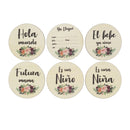 6 Stück hölzerne spanische Buchstaben Baby Milestone Cards Neugeborene Geburt monatliche Aufnahme Fotokarten Kinder Wachstumsalbum Souvenir Requisiten