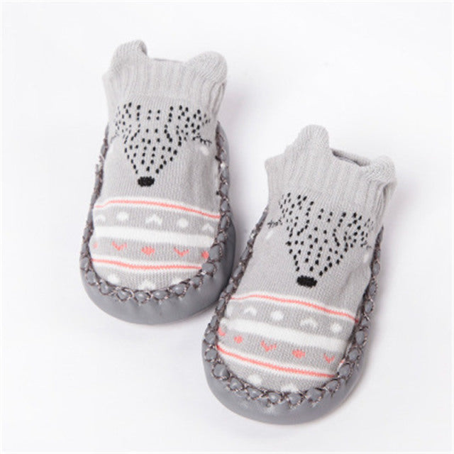 2022 Mode Baby Socken mit Gummisohlen Infant Socke Neugeborenen Herbst Winter Kinder Boden Socken Schuhe Anti Slip Soft Sole Socke