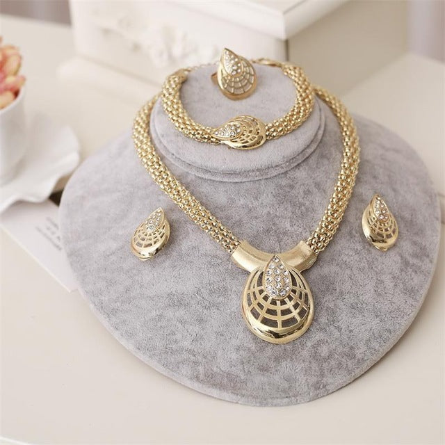 MINHIN Women Delicate Gold Bridal Jewelry Sets Rhinestone Pendant Collar Bracelet Crystal Earrings Rings Wedding Accessories